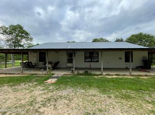 592 Poplar Springs Rd, Mendenhall, MS 39114