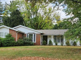 11 Dana Dr, Florissant, MO 63033