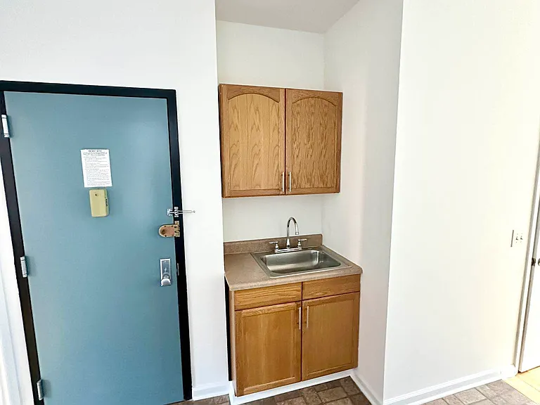 344 E 62nd St #6D — Photo 3