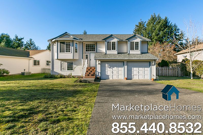 1st image of 10953 Capitola Pl NW