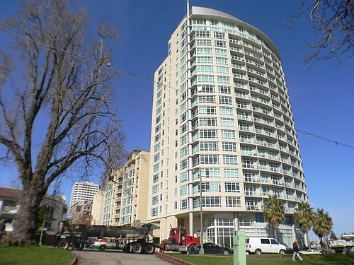 1 Lakeside Dr Photo 1 1 Lakeside Dr Photo 1
