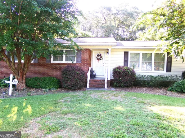 211 Neal St, Swainsboro, GA 30401