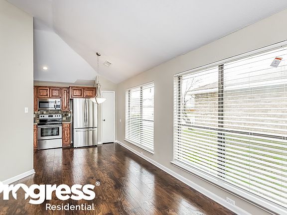 4th image of 5310 Yaupon Dr