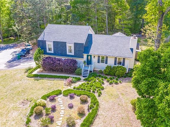 4th image of 322 Hill Crest Cir