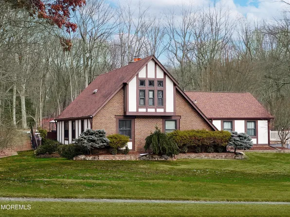 41 Oak Rise Drive, Freehold, NJ 07728