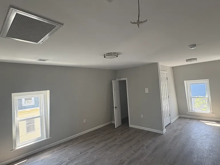 46 Linden St #3 — Photo 5