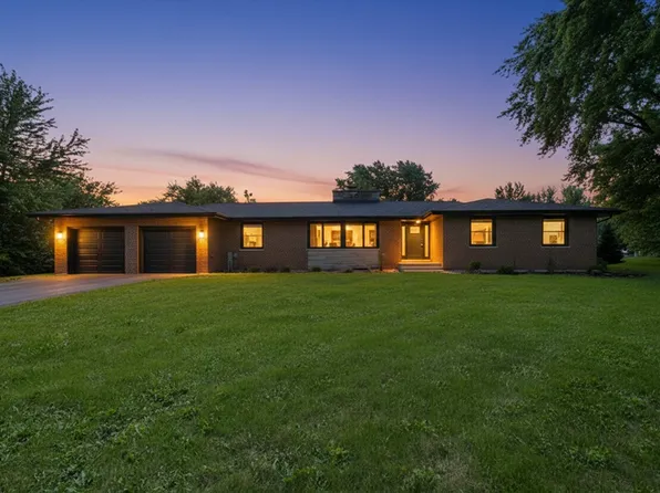 27637 W Vista Ln, Lake Barrington, IL 60010