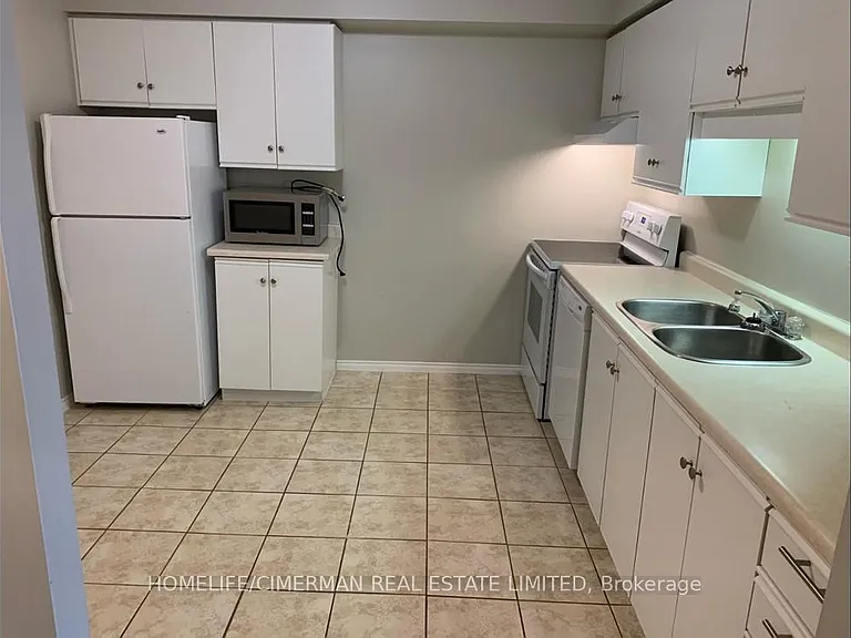 55 Green Valley Dr #804 — Photo 8