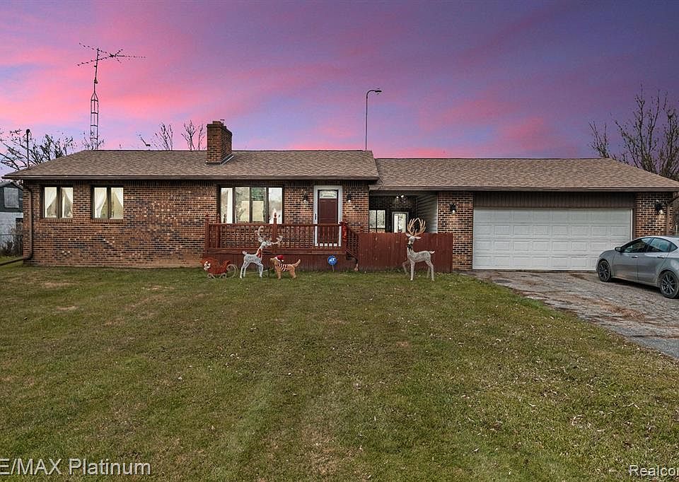 4081 Crosby Rd, Flint, MI 48506 Zillow