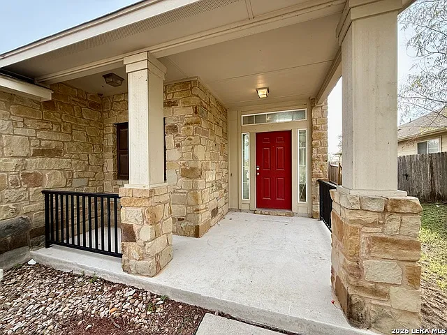 3 bed, 2.0 bath, 1758 sqft, $1,750 — Photo 3