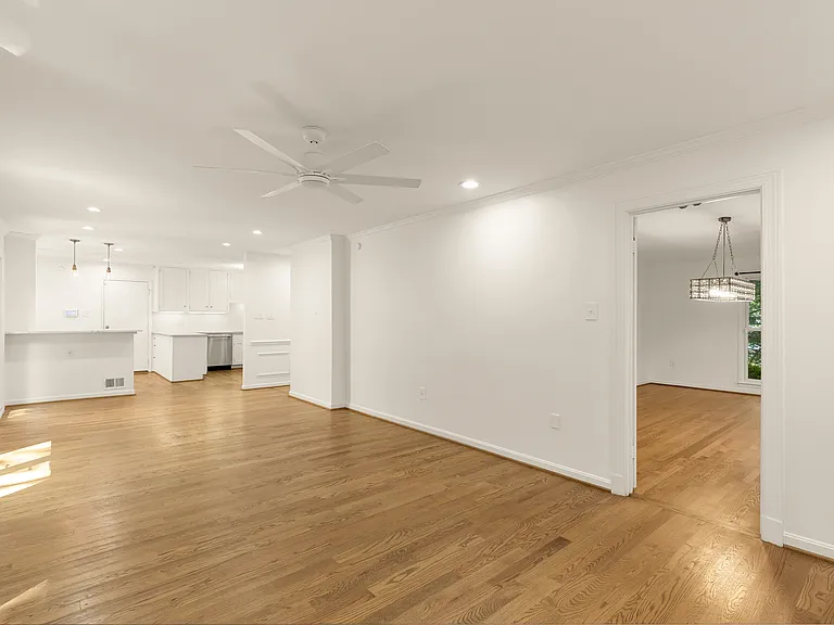 1318 Round Oak Ct — Photo 23