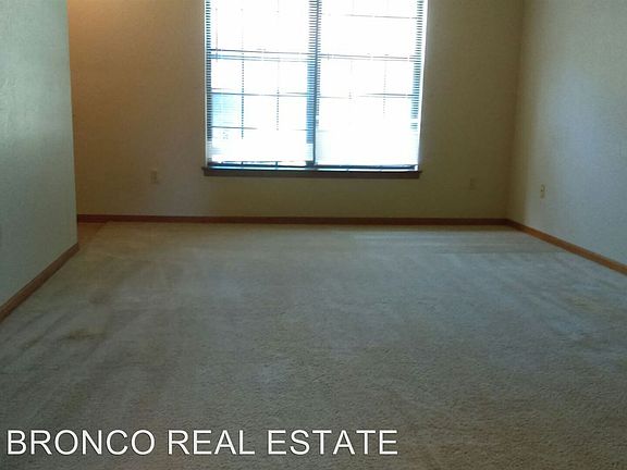 3rd image of 16504 E 28th Pl S APT A