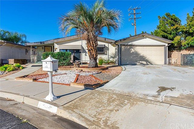 1103 Ribbonwood Ct Hemet Ca 92545 Zillow