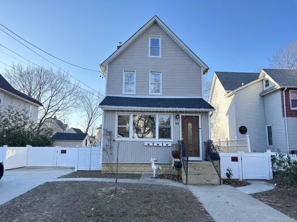 45 Lynbrook Avenue, Lynbrook, NY 11563