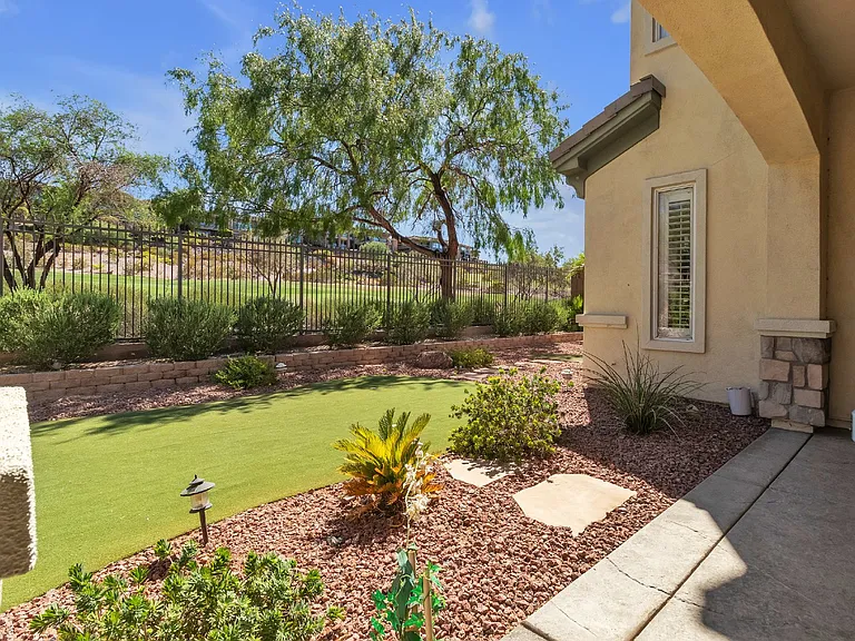 1455 Foothills Village Dr — Photo 62
