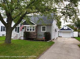 830 Morris Ave, Lansing, MI 48917
