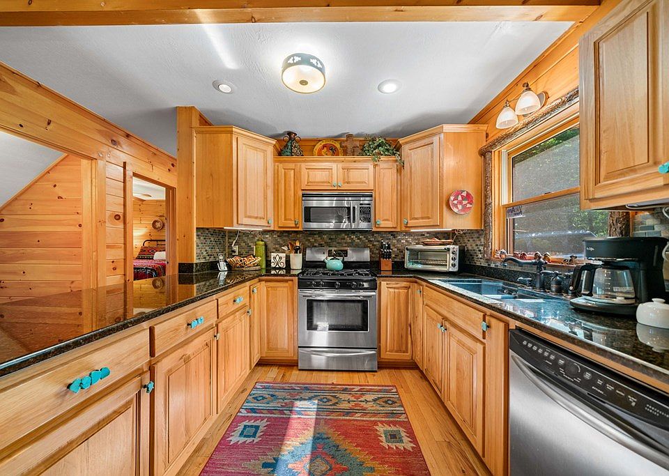 10th image of this home