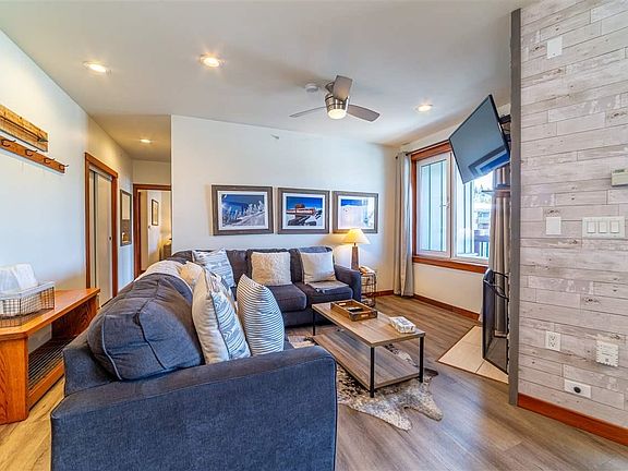 4th image of 4000 Meridian Blvd #415