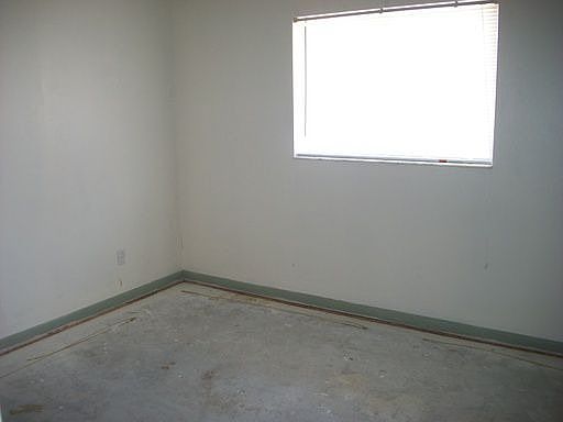 3rd image of 4603 SW 8th Pl APT 1