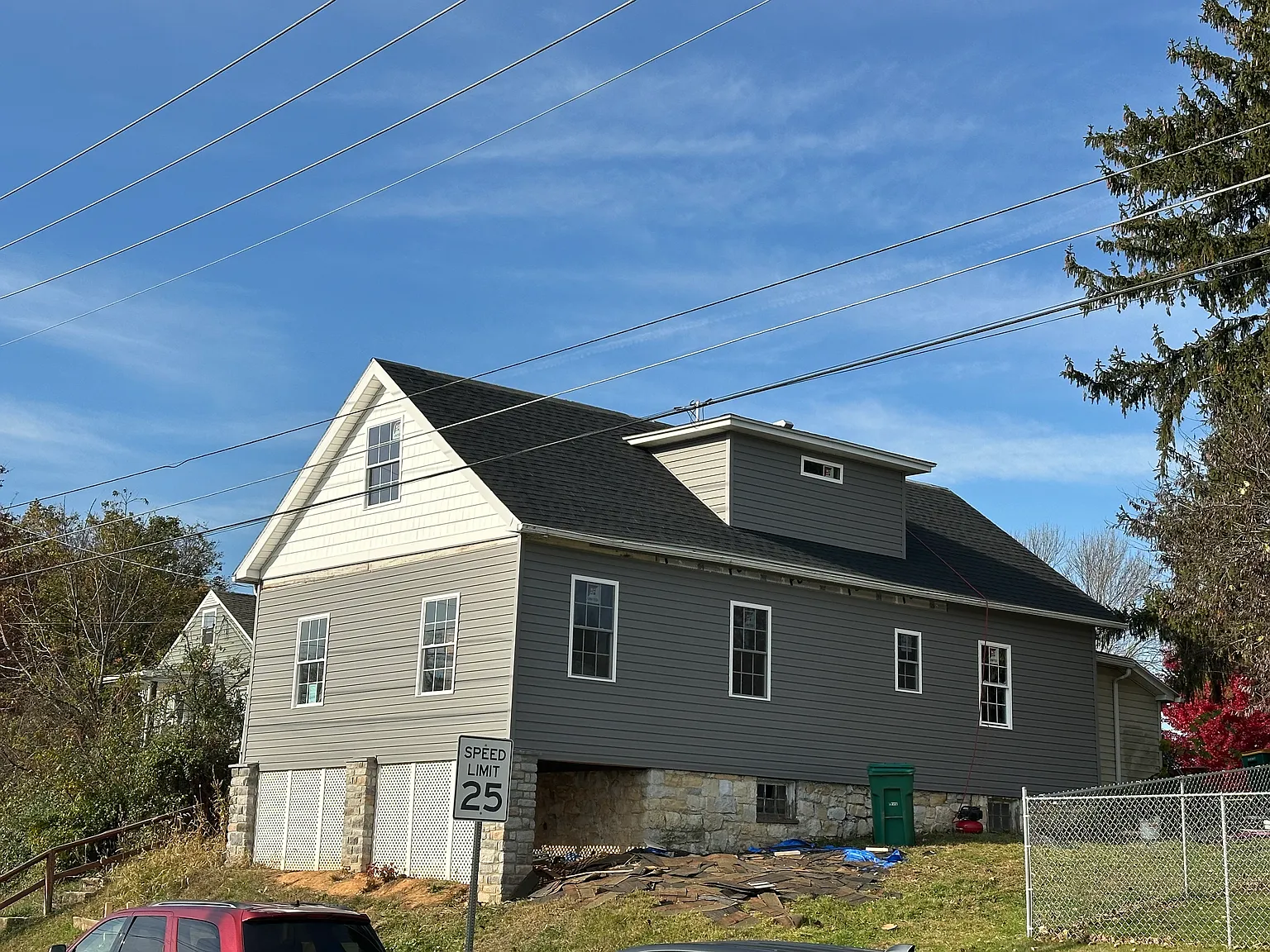4 bed, 1691 sqft, $2,000 — Photo 1