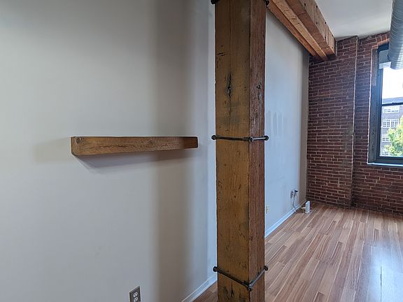 5th image of 200 Main St APT 215