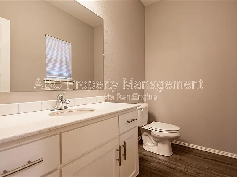 4133 W Santa Maria Ln — Photo 5