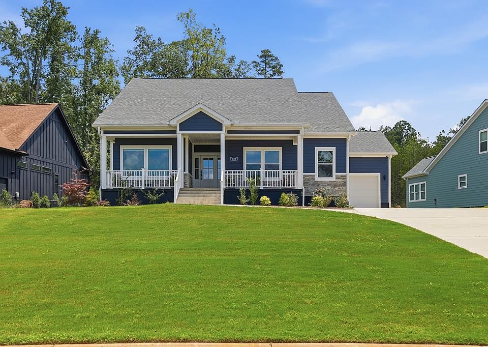 1st image of 304 Portland Cir