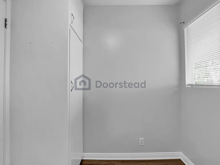 5103 W 7th St #B — Photo 25