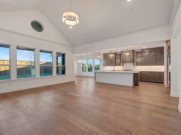 4th image of 2603 Waverly Dr