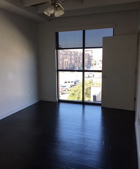 1212 N Walker Ave — Photo 6