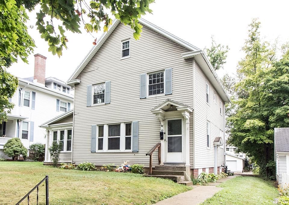 1st image of 10 Glenwood Blvd