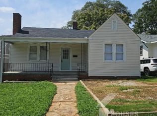 374 Saint Andrews St, Spartanburg, SC 29306