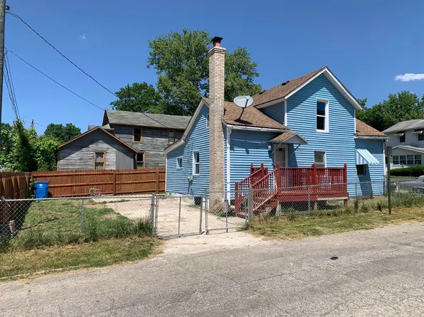 524 S 5th St, Niles, MI 49120