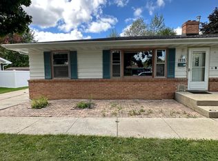 1935 Hancock Ln, Janesville, WI 53545