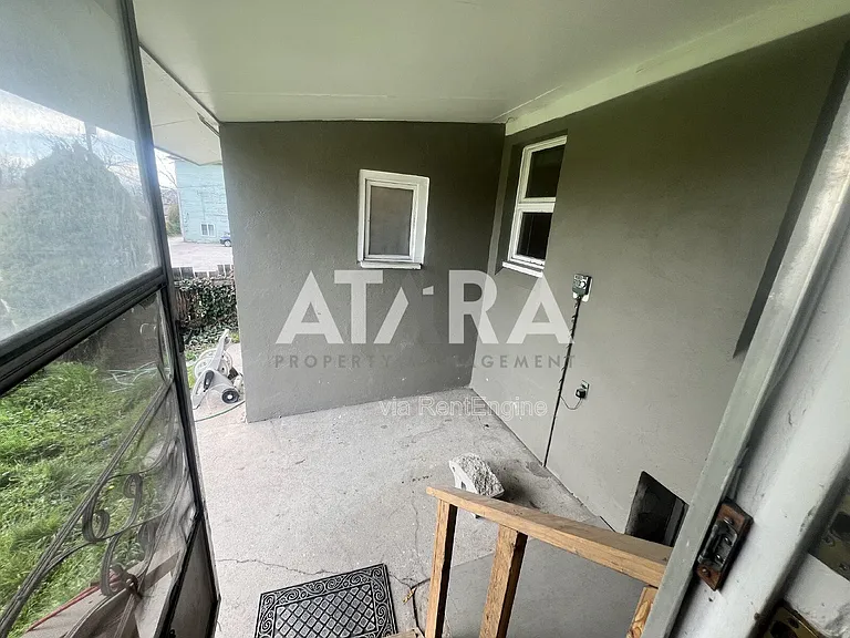 624 E 7th Ave — Photo 19