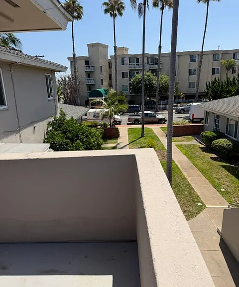 3880 Lamont St #3880 — Photo 4