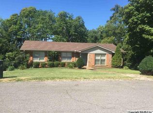 904 Kennamer Dr SE, Huntsville, AL 35801