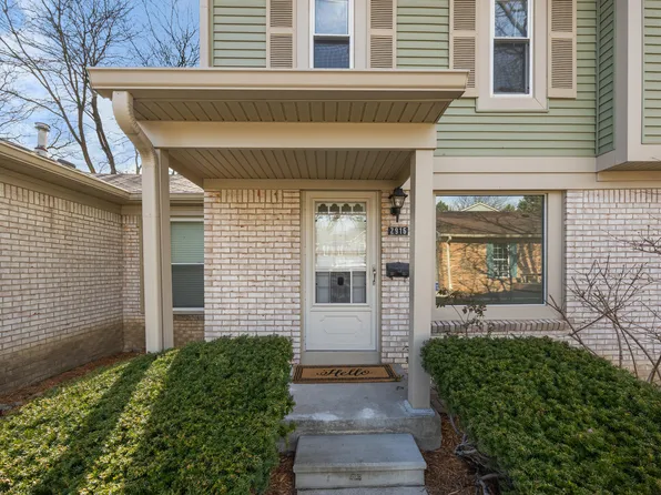 2916 Whittier Ct, Ann Arbor, MI 48104