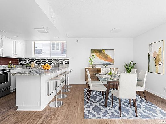 3rd image of 1035 Jasmine Street #3