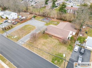 9 Stanworth Rd S, Kendall Park, NJ 08824