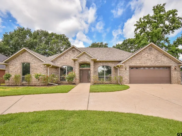413 Prince Charles St, Whitehouse, TX 75791