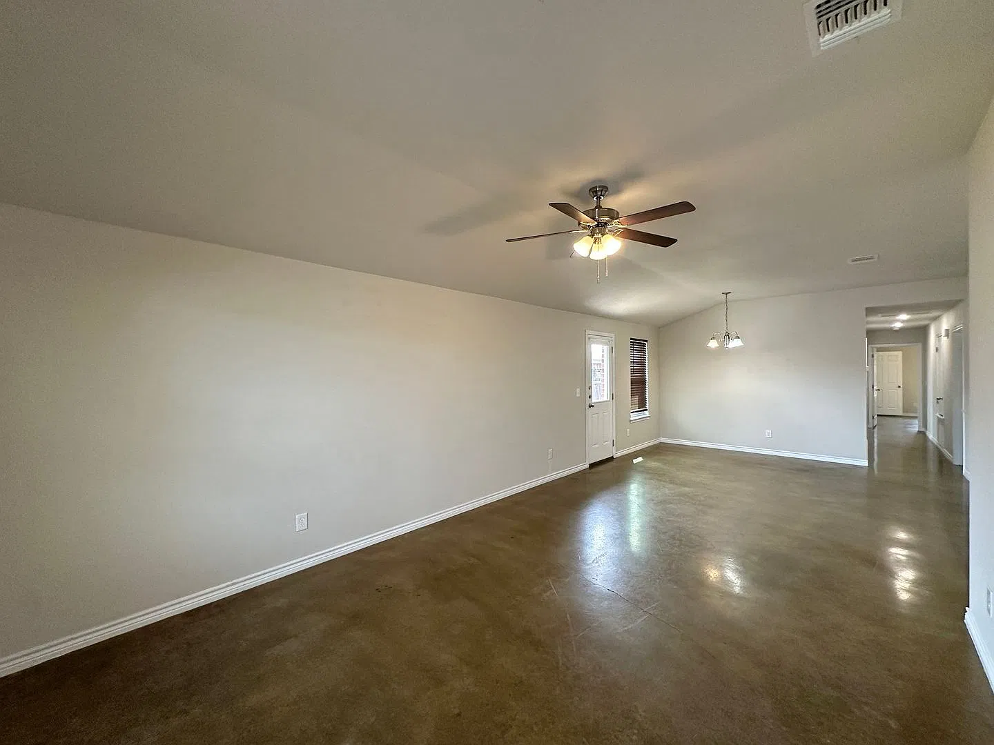 104 Lowes Blvd. — Photo 3
