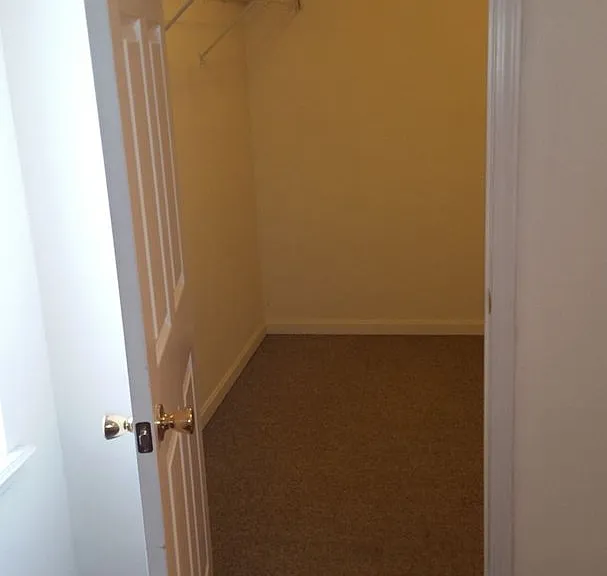 6418 Venango Dr — Photo 19