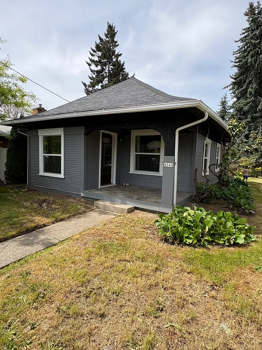 Building Photo - 4543 SE 62nd Ave
