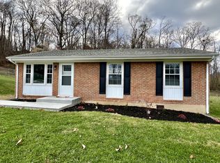 5721 Green Ridge Rd, Roanoke, VA 24019