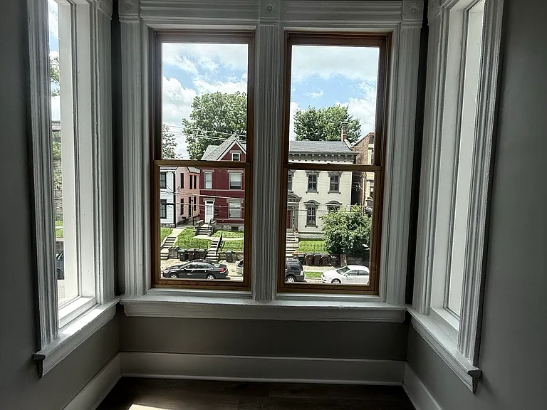 813 Washington Ave #1 — Photo 3