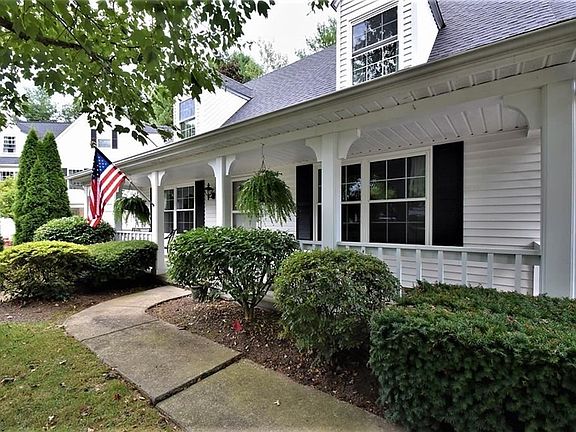 2nd image of 100 Commons Ct #14