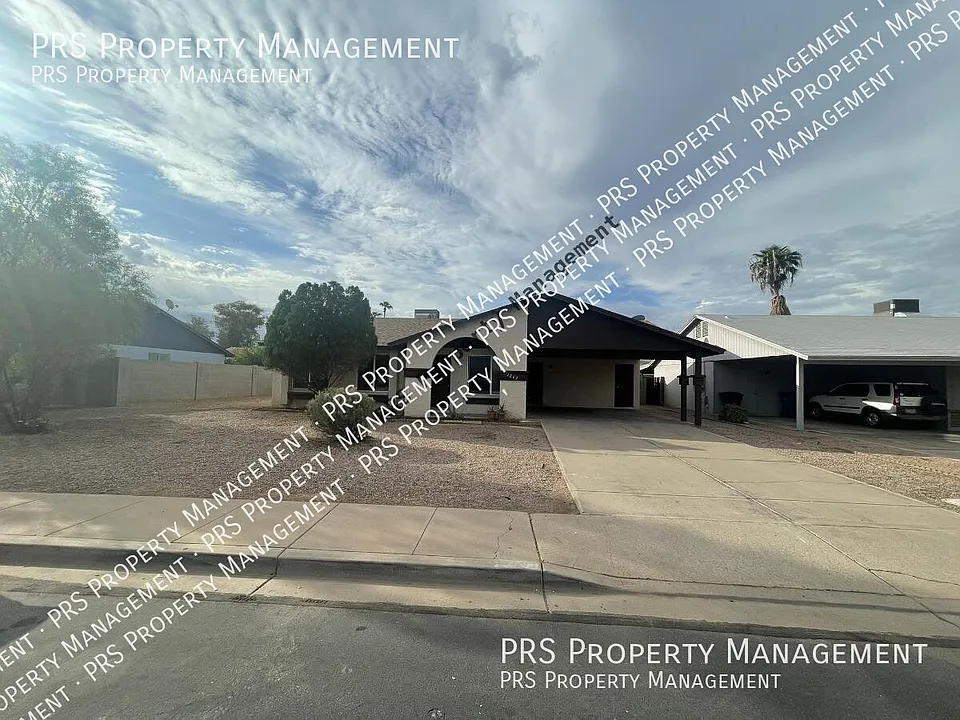 2263 E Garnet Ave