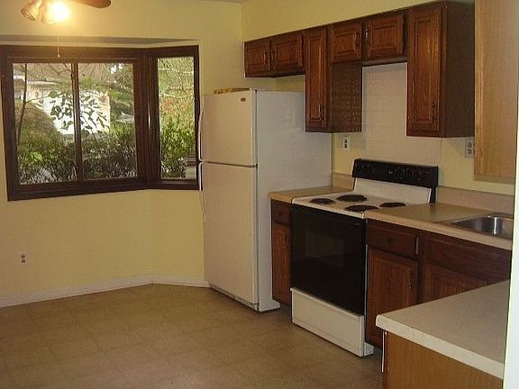 Eat in Kitchen
