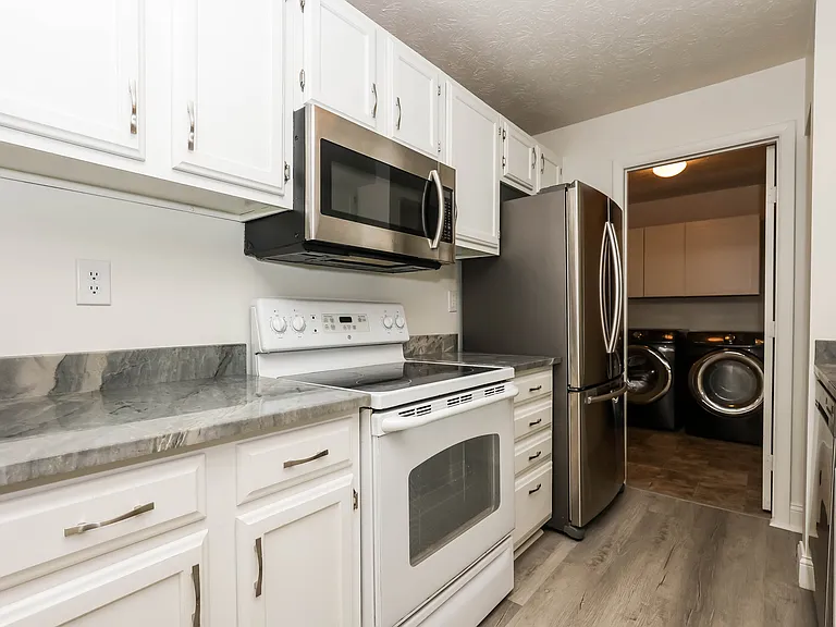 8839 Eagleview Dr #4 — Photo 5